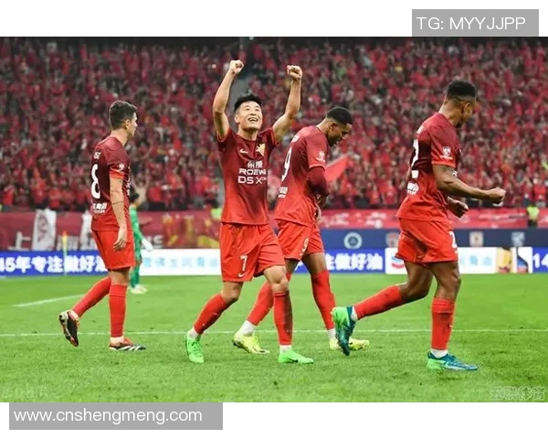 布里斯班与蔚山时代的激烈对决展现足球魅力与战术智慧的巅峰较量